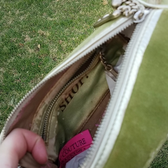 *sold* juicy Couture Barrel Bag - Picture 12 of 15
